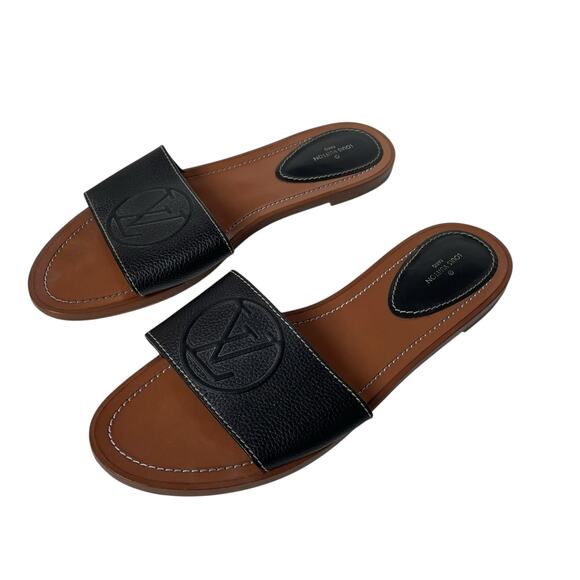 Louis Vuitton Calfskin Lock It Flat Mule Slide Sandal 41 Black GUC - Picture 2 of 14